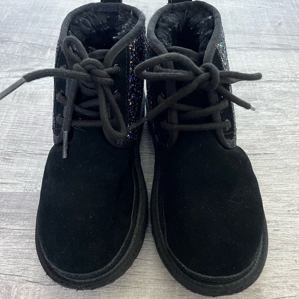 UGG kids Neumel ii cosmo’s